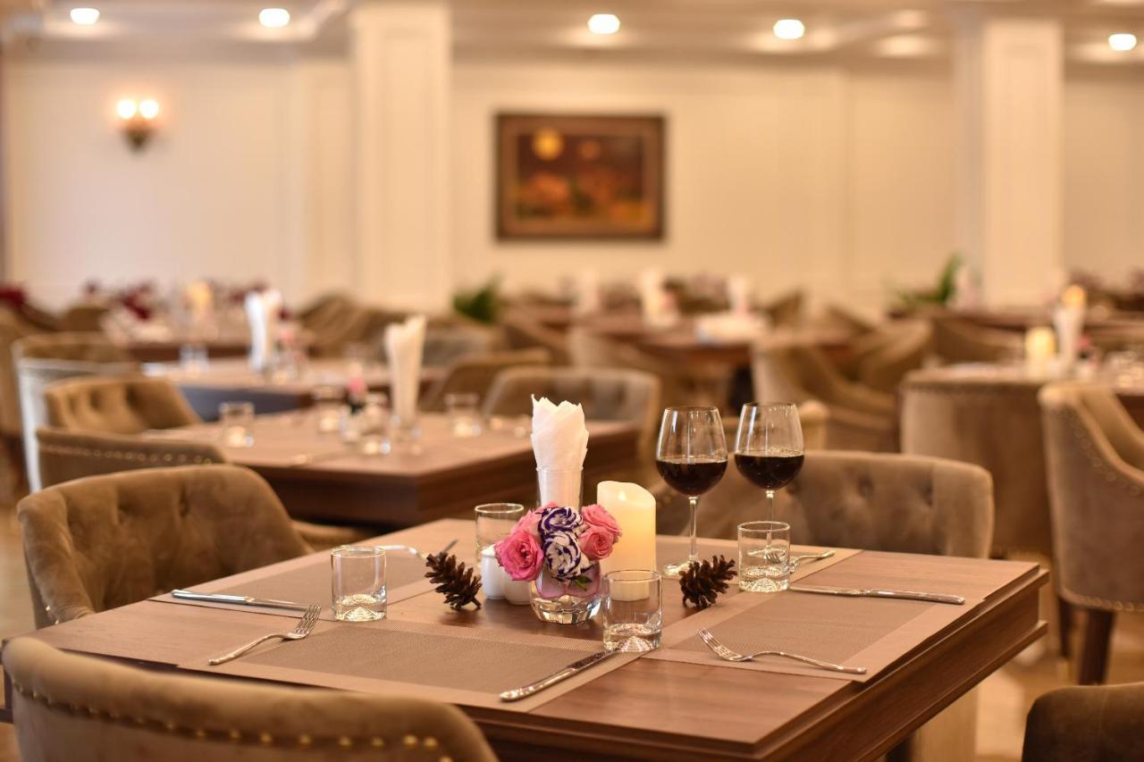 Viet 4 Seasons Hotel Hai Phong Bagian luar foto